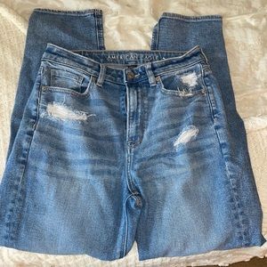 American Eagle Mom Jean